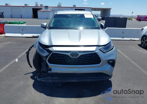 2021 Toyota Highlander Le z USA, uszkodzony, nr VIN 5TDZZRAH0MS031760